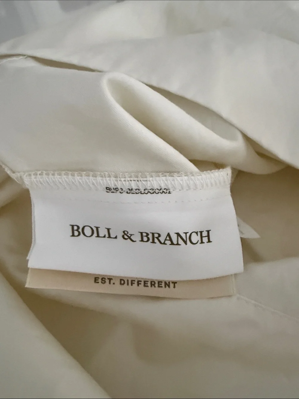 Boll & Branch NWT Signature Cotton Hemmed Pillowcase Set (2)Creme $59 MSRP